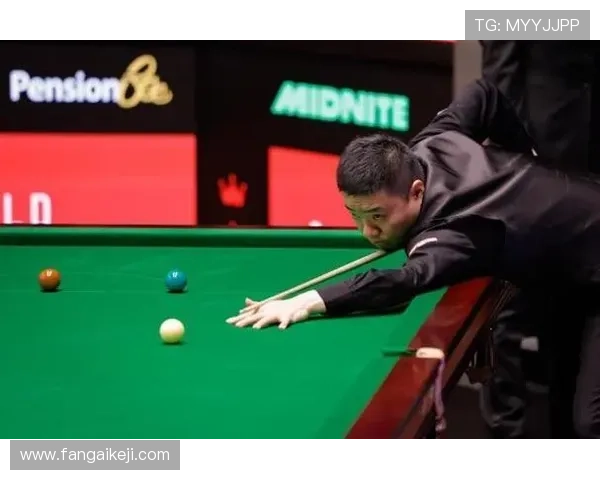 丁俊晖百杆破百跻身历史第八人